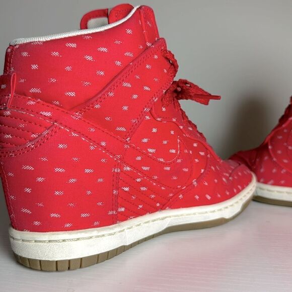 Nike Dunk Sky Hi Hidden Wedge Lace Up Women’s Size 6 Sneaker Shoe Hyper … - Picture 6 of 10
